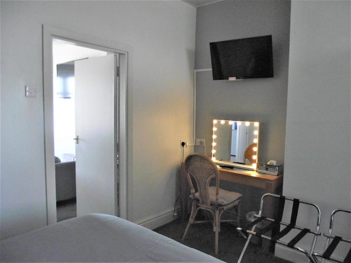 Seahawk Holiday Apartments Cleveleys Dış mekan fotoğraf